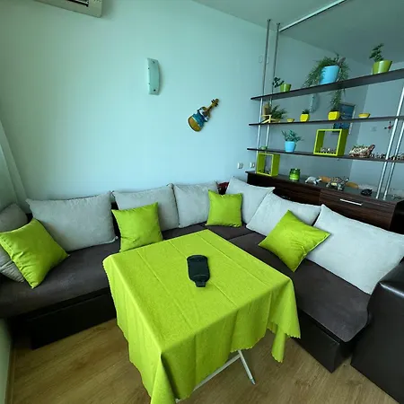 Stunning Seaview - 50m To The Apartment *