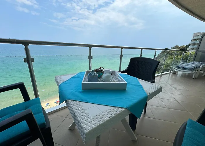Stunning Seaview - 50m To The Lejlighed *