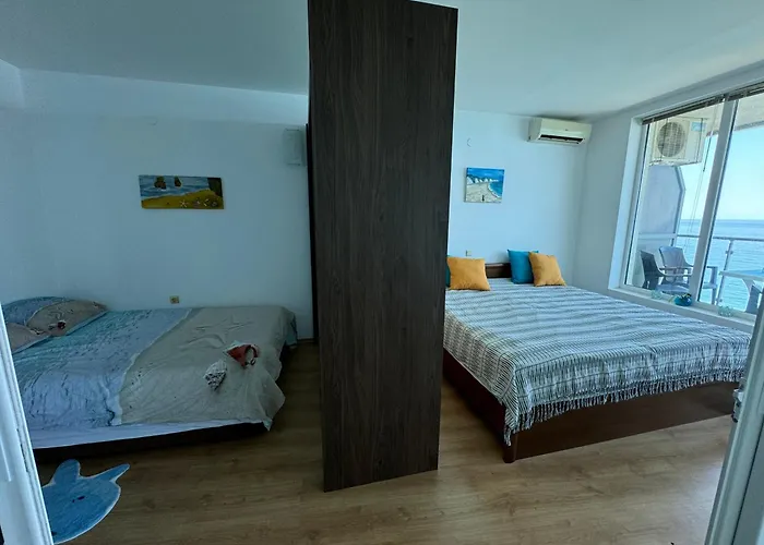 Stunning Seaview - 50m To The Lejlighed Byala (Varna)