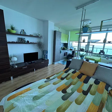 Stunning Seaview - 50m To The Daire *